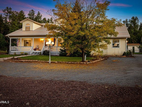 2nd image of 2865 Penney Lane