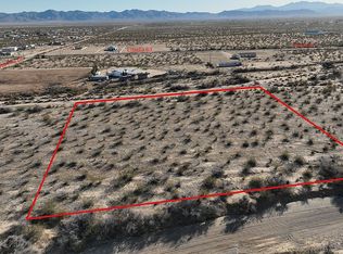 4001 N Escuela Rd, Golden Valley, AZ 86413