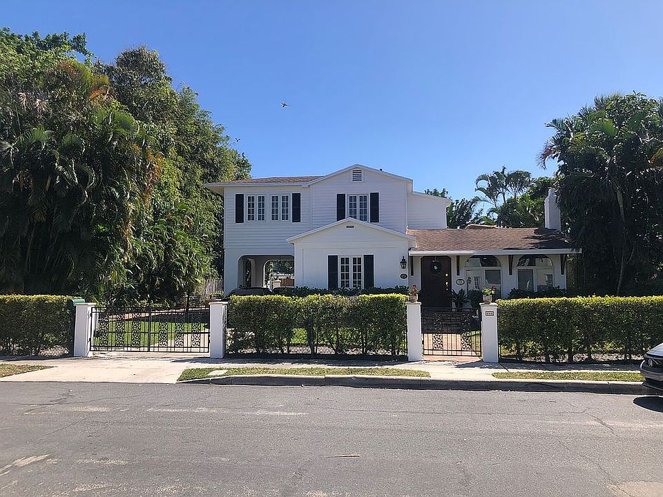 1st image of 214 Greymon Dr