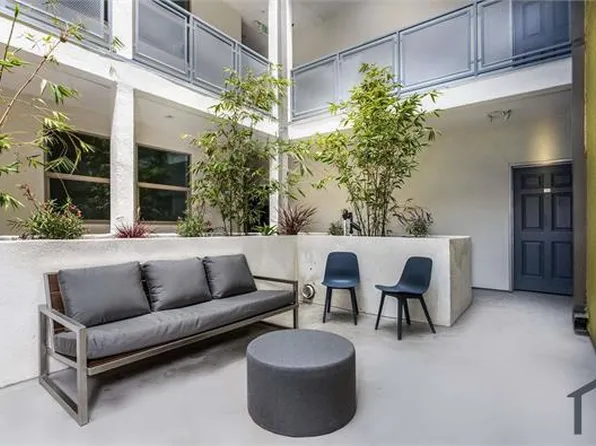 241 N Lake St, Los Angeles, CA 90026