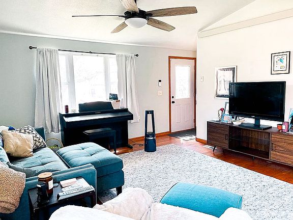 3rd image of 703 8th St