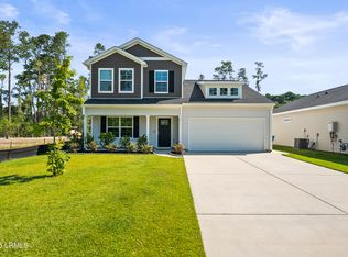 1 Chestnut Ln, Hilton Head Island, SC 29926