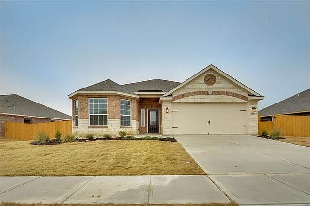 1st image of 2401 Summer Trail Dr