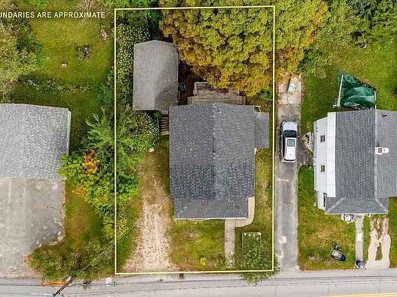 5th image of 142 Maple Street