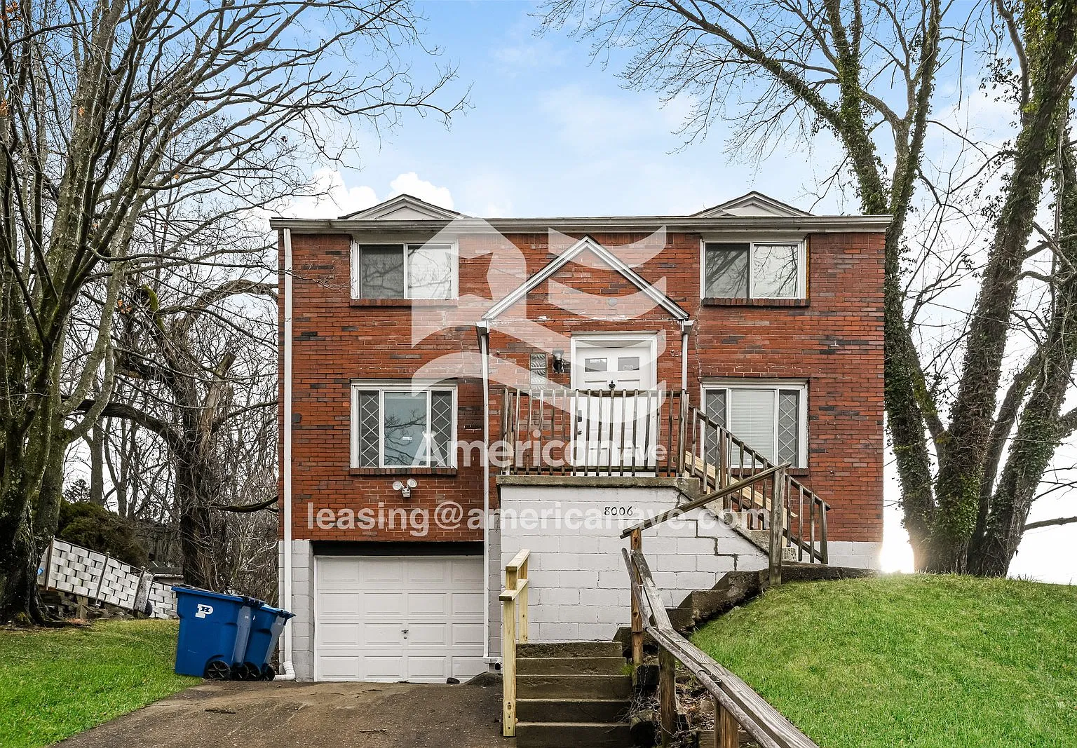 3 bed, 1.0 bath, 1120 sqft, $1,897 — Photo 1