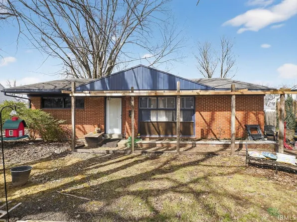 5012 Helmuth Ave, Evansville, IN 47715