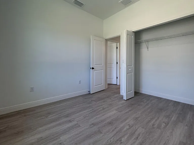 6575 N Grayton Ter — Photo 16