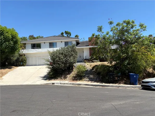 4526 Tenango Dr, Woodland Hills, CA 91364