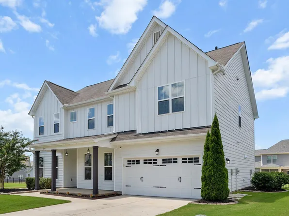320 Long Lake Dr, Fuquay Varina, NC 27526