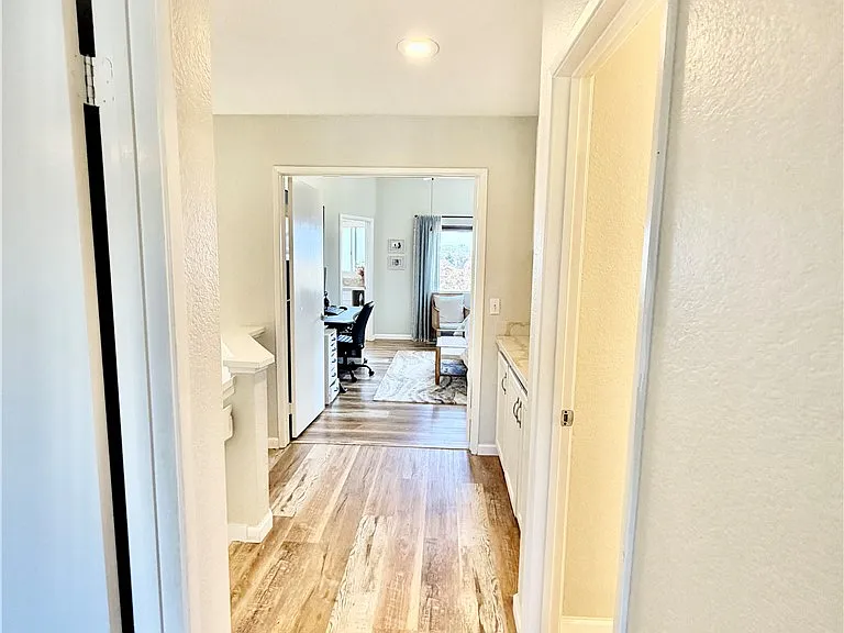 39711 Barberry Ct — Photo 47