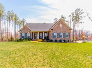 12104 Hermon Farms Ln, Ashland, VA 23005