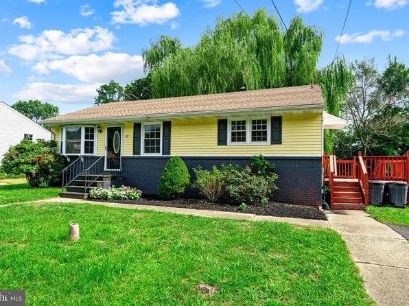 42 Trilby Ave, Westville, NJ 08093