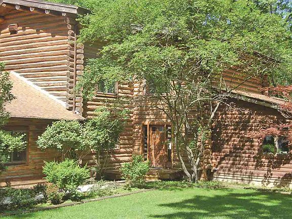 3rd image of 1512 Tanglewood Ln