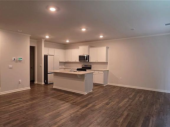 3rd image of 3370 Greyton Dr