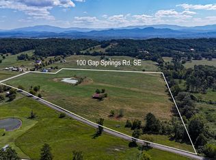 6 Gap Springs Rd SE, Old Fort, TN 37362