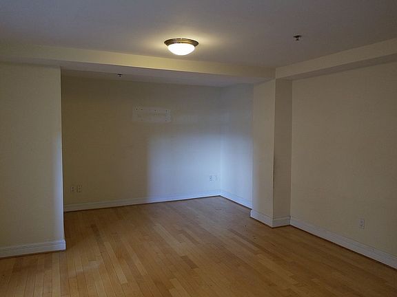 3rd image of 70 S Munn Ave APT 207