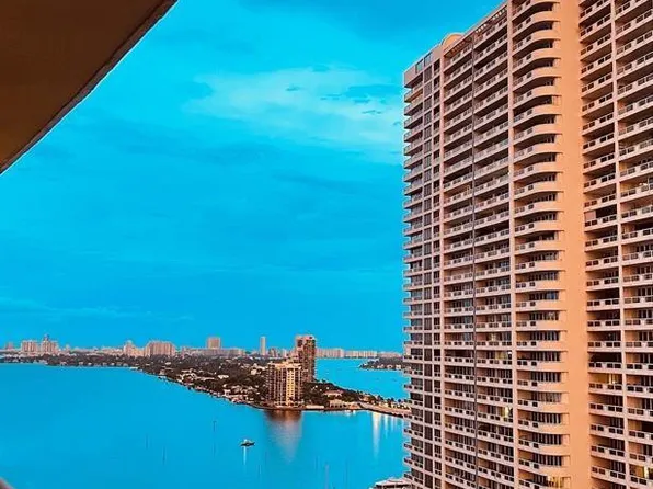1750 N Bayshore Dr, Miami, FL