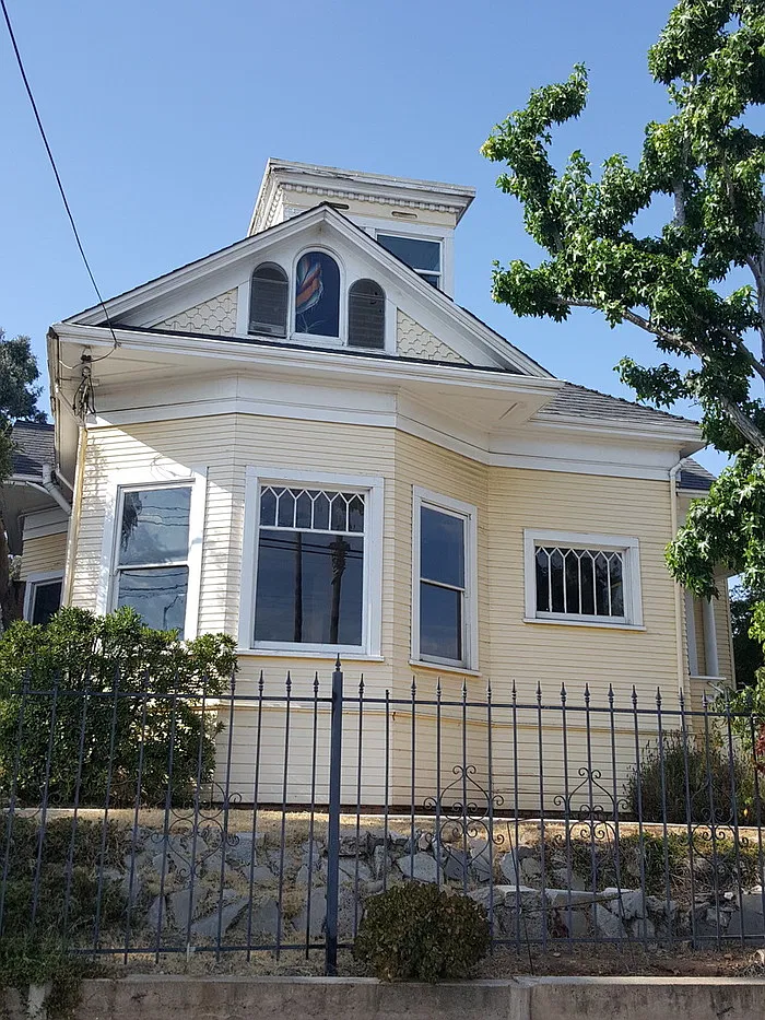 3 bed, 1.0 bath, 1000 sqft, $3,850 — Photo 1