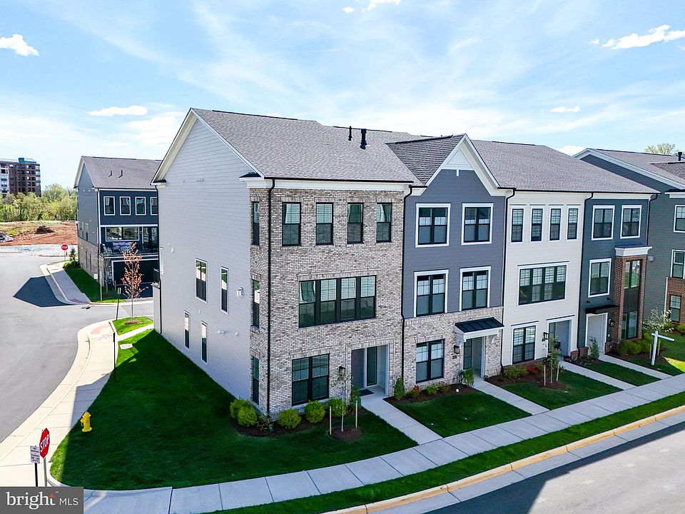 1st image of 13825 Estuary Pl