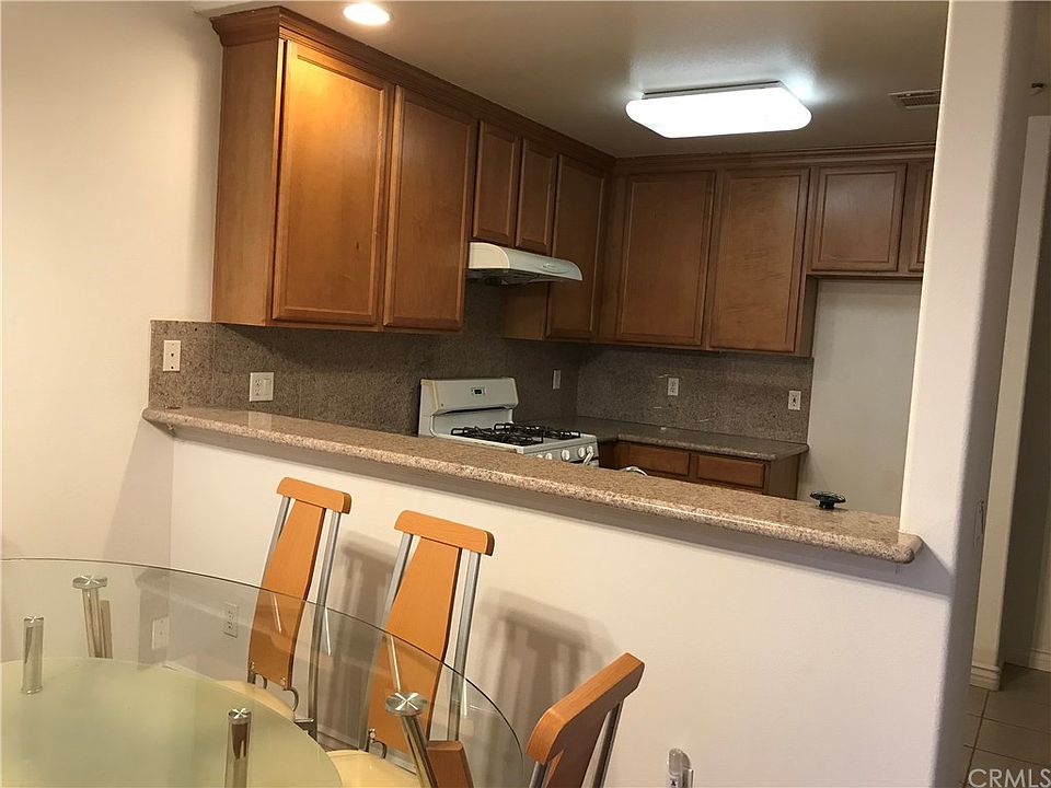 1st image of 923 E Valley Blvd #28