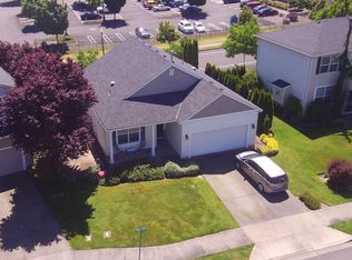 420 Muirfield Ln, Woodburn, OR 97071