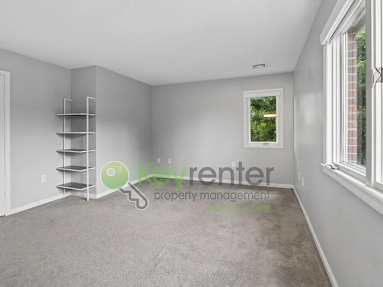 202 Saint Michaels Walk — Photo 20