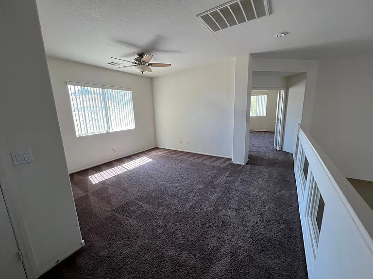 10319 Splendor Ridge Ave — Photo 7