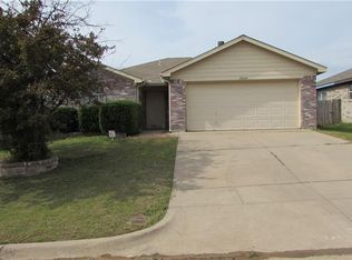 10244 Brea Canyon Rd, Fort Worth, TX 76108