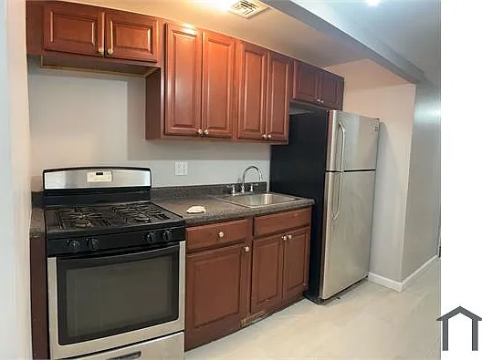 547 E 92nd St #2F — Photo 3