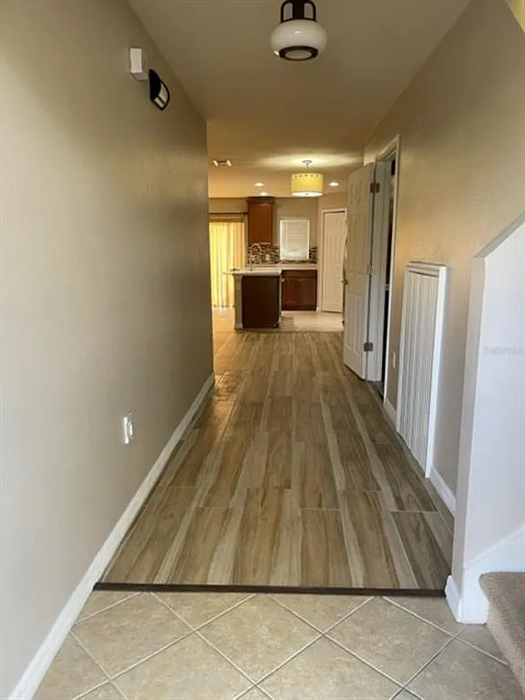 3 bed, 2.5 bath, 1513 sqft, $2,100 — Photo 2