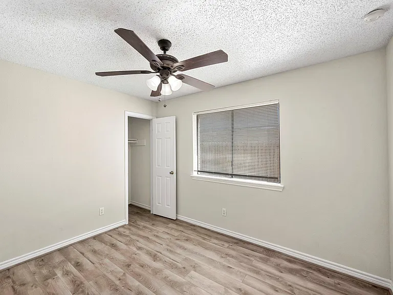 15419 Scenic Haven Dr — Photo 16