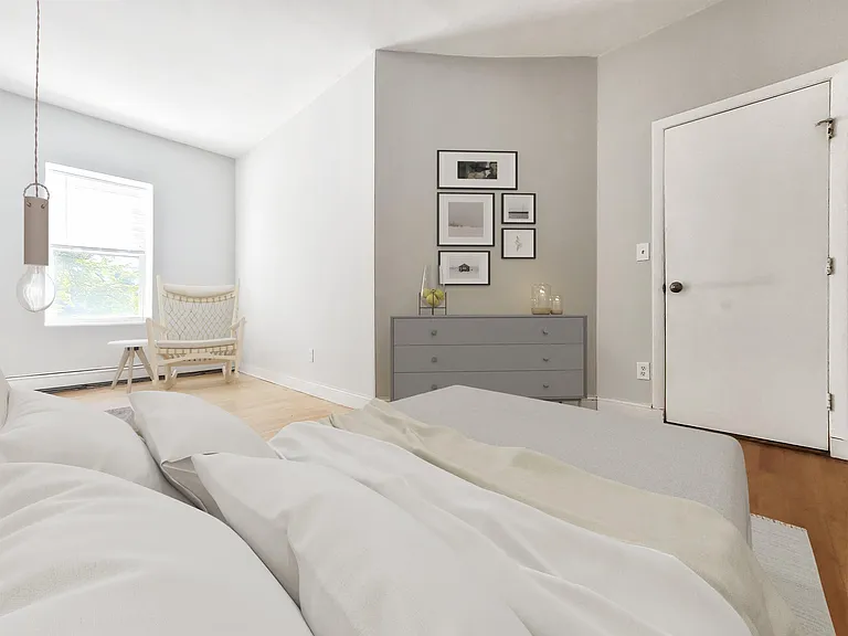 338 Warren St #1 — Photo 6