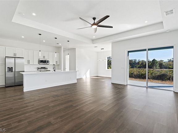 3rd image of 97 Brig Cir E
