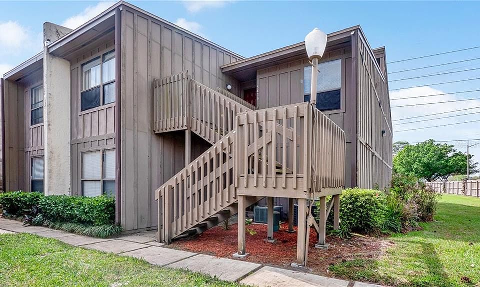 1st image of 5401 Pine Creek Dr #1806