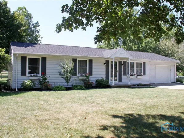 23823 E 2nd St, Grand Rapids, OH 43522
