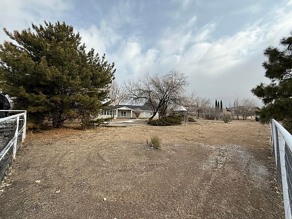 4th image of 12208 Elena Dr NE