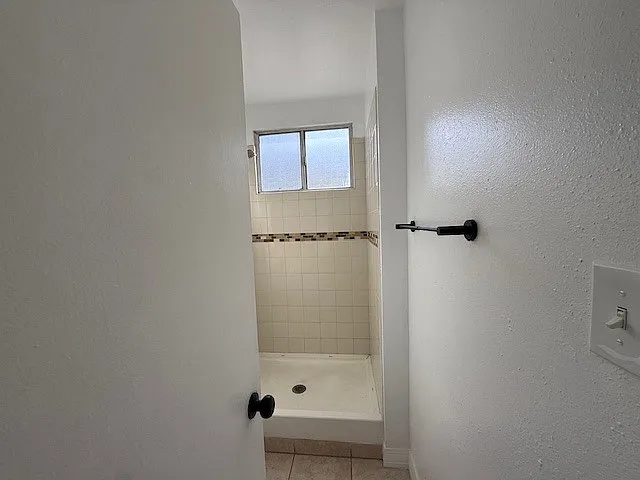 8317 S Western Ave — Photo 18