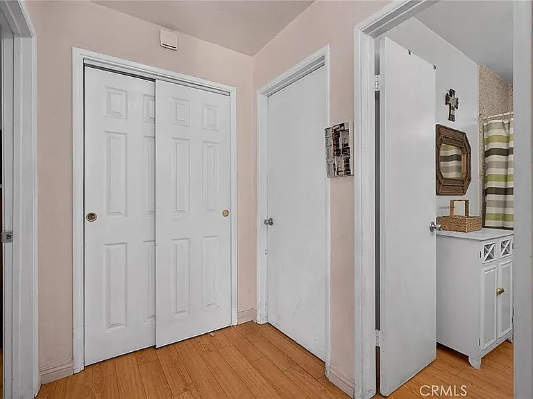 7516 Valaria Dr — Photo 6