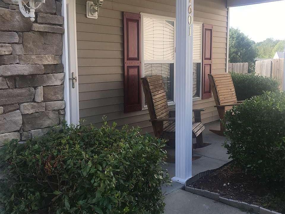 2nd image of 4601 Hoppers Dr