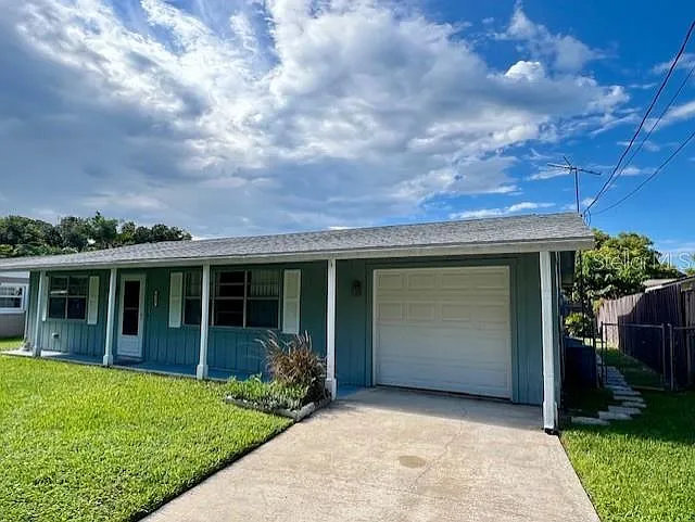 2 bed, 2.0 bath, 1162 sqft, $2,200 — Photo 2