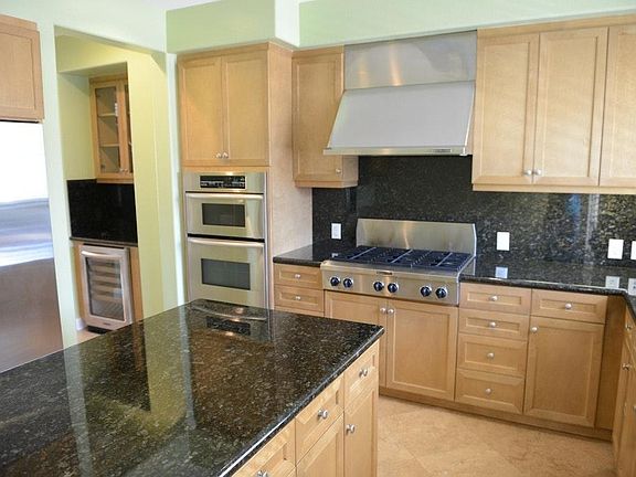 Gourmet Kitchen