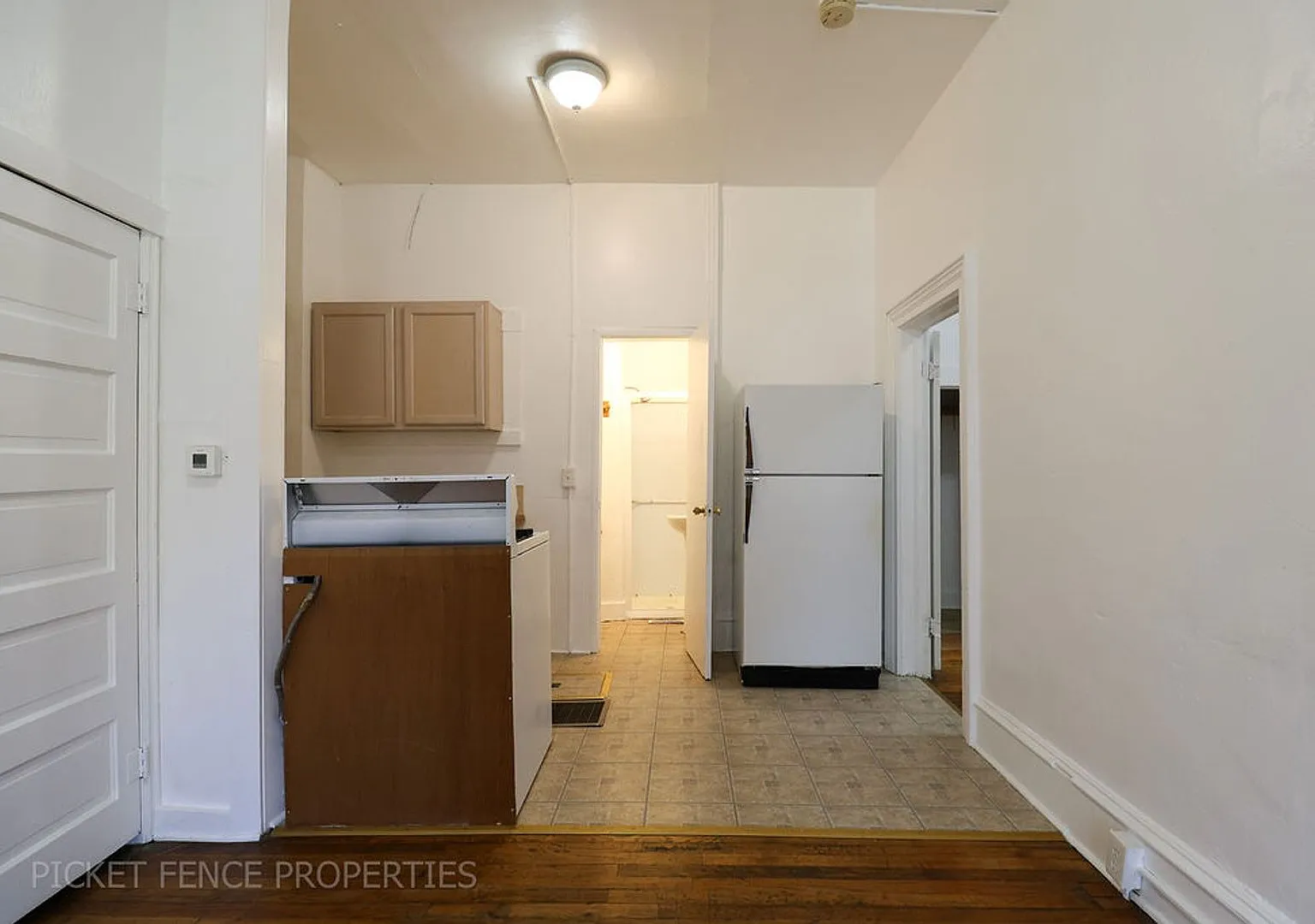 605 Mathews St — Photo 3