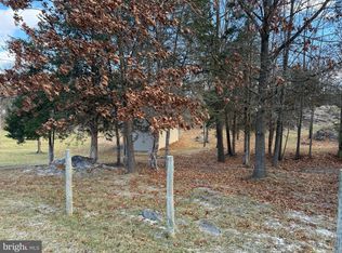 318 Comstock Dr, Shepherdstown, WV 25443