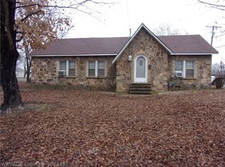 1102 W School St, Ozark, AR 72949