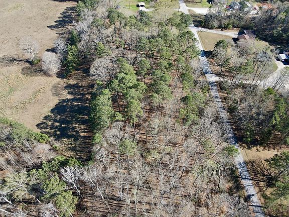 4th image of 122/124 Lollis Rd