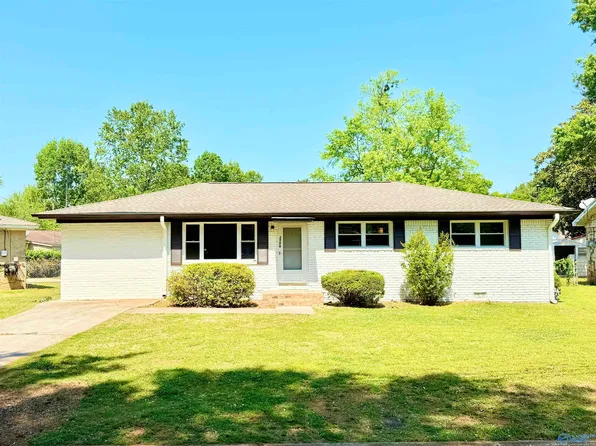3706 S Westdale Ct SW, Huntsville, AL 35805