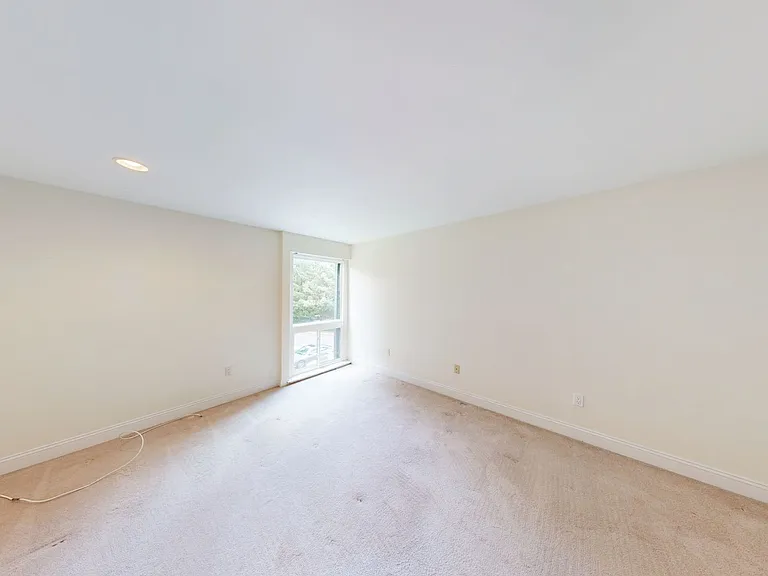 2114 Bonnywood Ln #202 — Photo 9