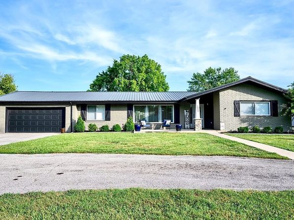1045 Hawes Blvd