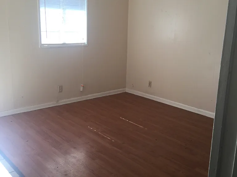 919 Minor St NE — Photo 23