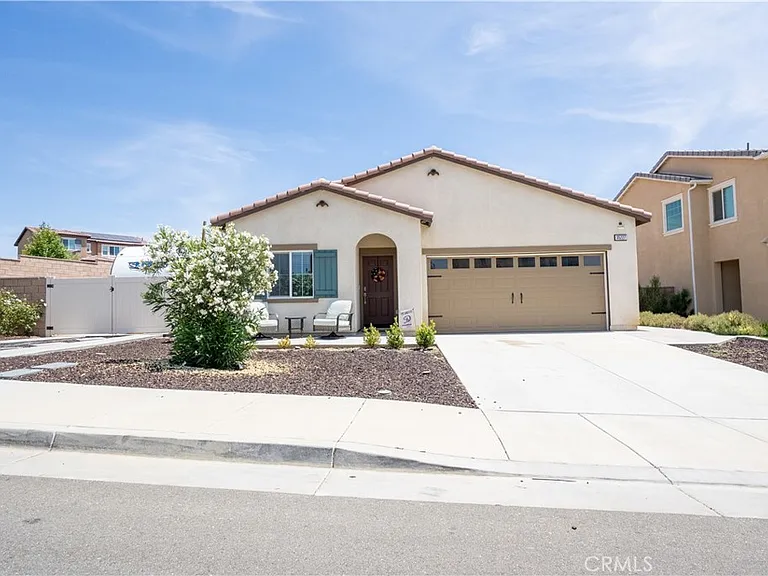 35227 Price St — Photo 2